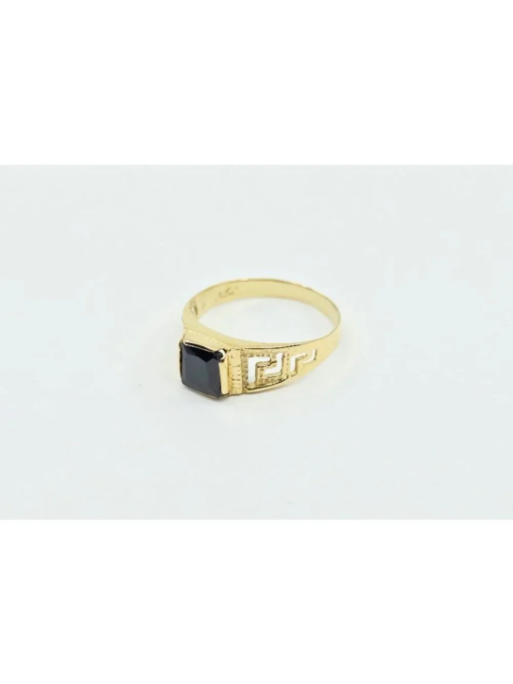 Beautiful 14K Karat Solid Yellow Gold Designer Square Onyx Baby Ring - Size 3